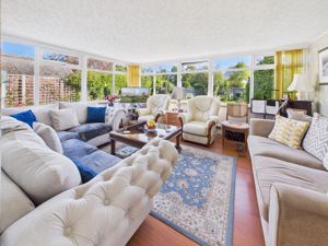 Garden Room- click for photo gallery